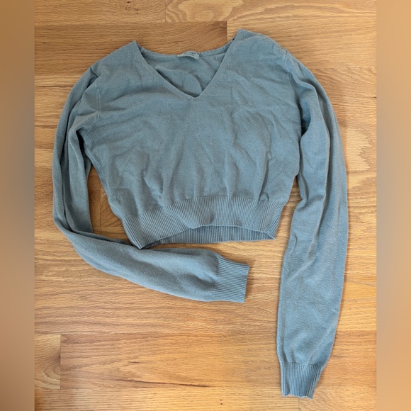 Brandy Melville Tops - Brandy Melville/ John Galt Cropped Sweater